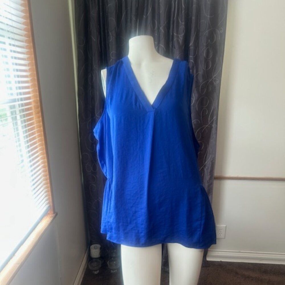 Vince Camuto Royal Blue sleeveless Peplum top, size 2X